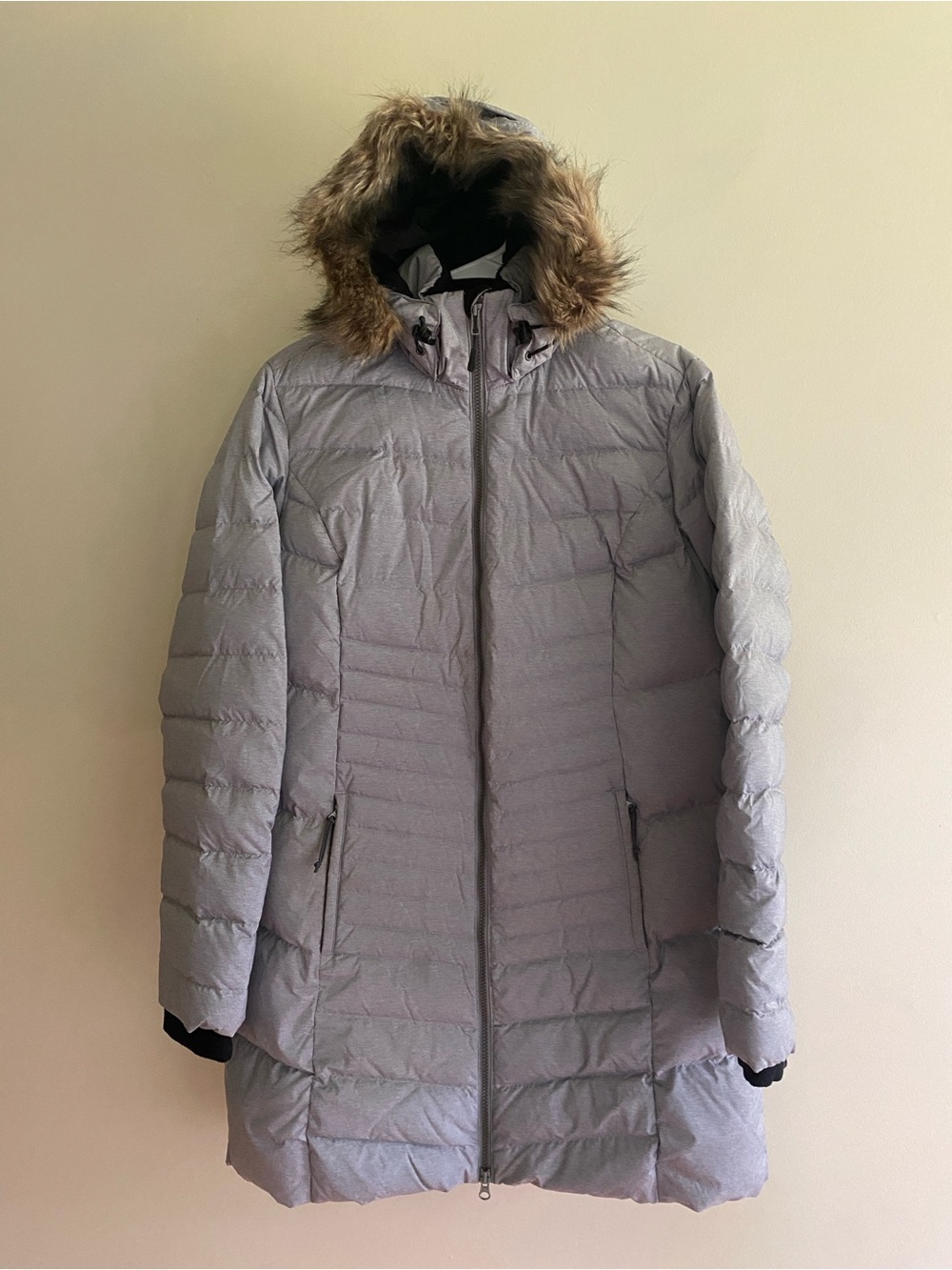 Cabela's Gray Down Faux fur hooded Jacket women’s Medium